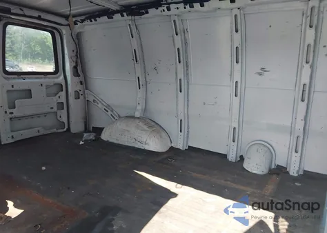 2018 Chevrolet Express 2500 Work Van from USA, damaged, VIN 1GCWGAFP6J1304221